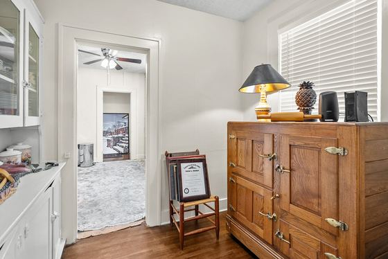 Pass-through between the dining room and kitchen